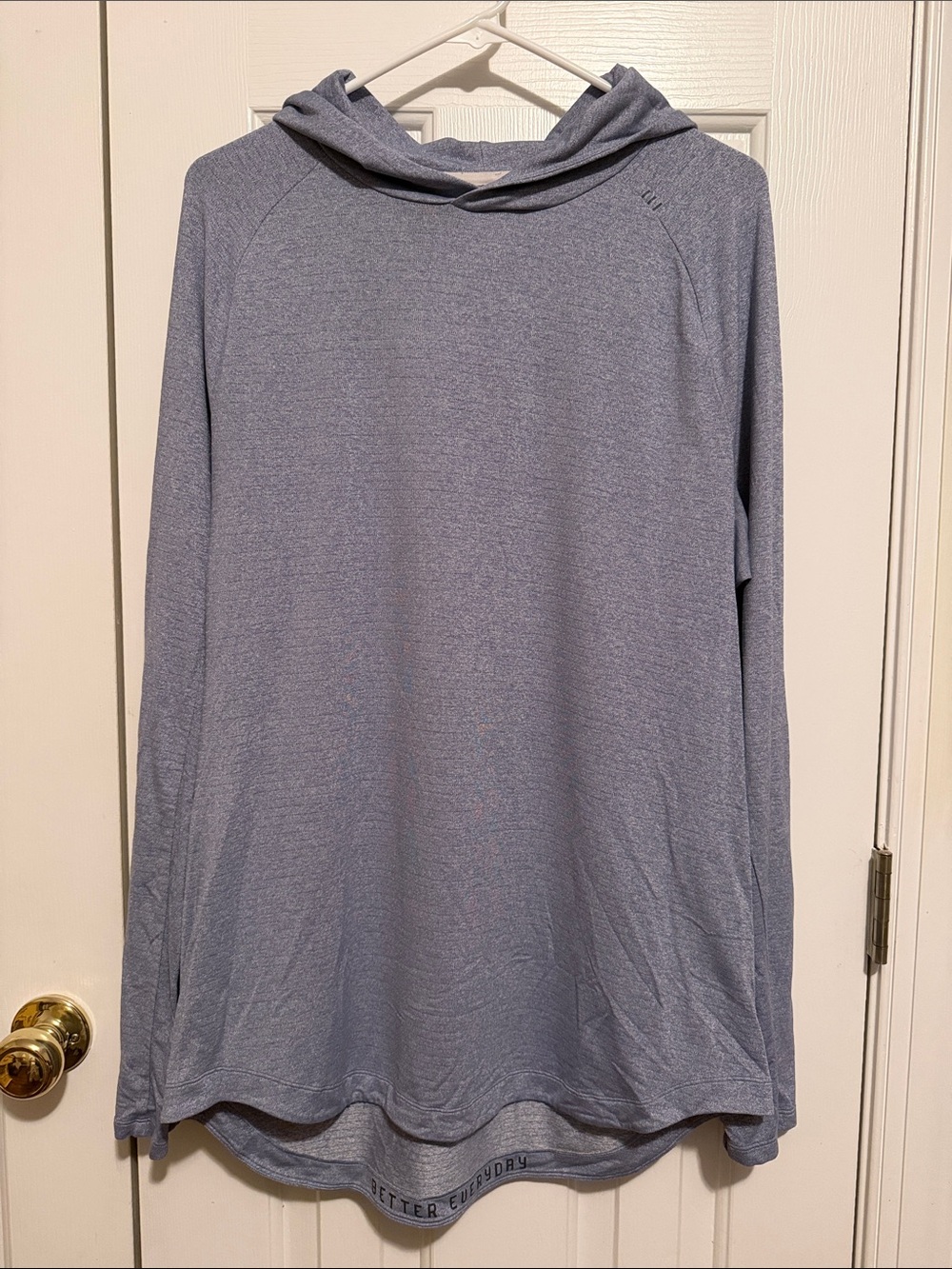lululemon athletica Men's Light Blue Hooded Long-Sleeve Pullover
